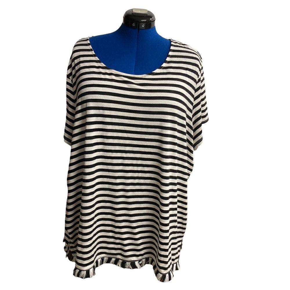 ISELA Woman Top, Black & White Striped, 3X, short sleeves,‎ Fringe hem